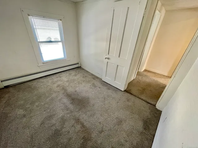 $299,900 | 25 Pleasant Street, Ansonia, CT 06401