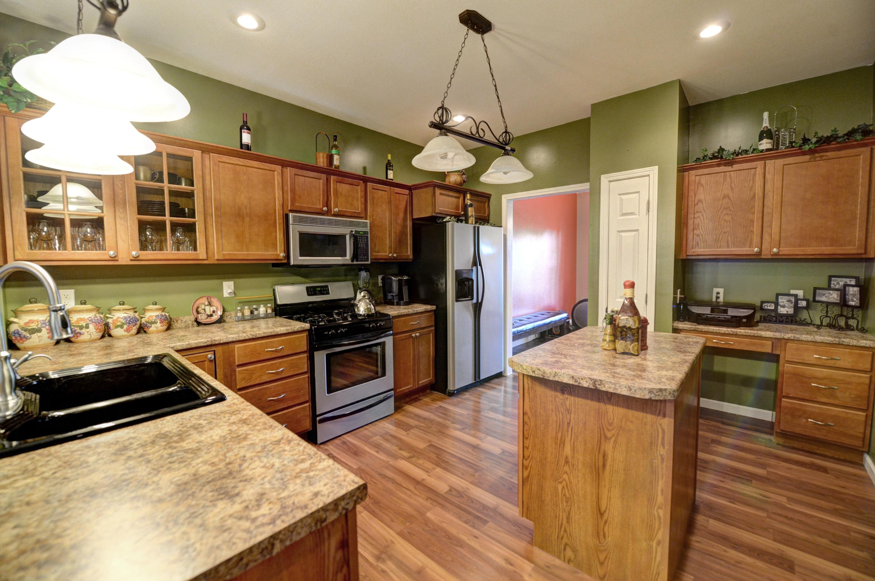 4966 Blythes Ferry Road Dayton, TN 37321 - Photo 20 of 43 14 4966 Blythe Ferry Kitchen 11