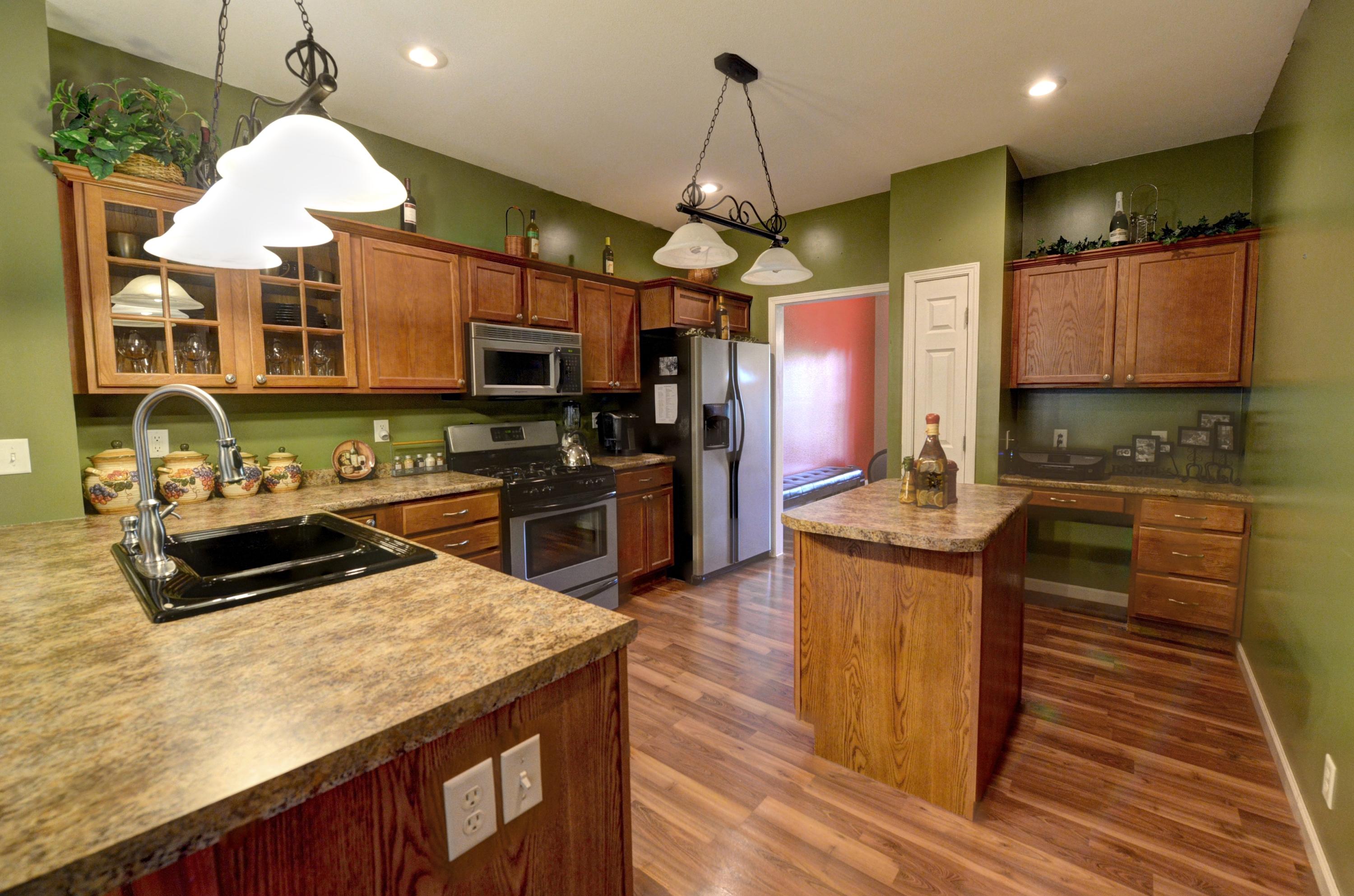 4966 Blythes Ferry Road Dayton, TN 37321 - Photo 23 of 43 17 4966 Blythe Ferry Road Kitchen 5