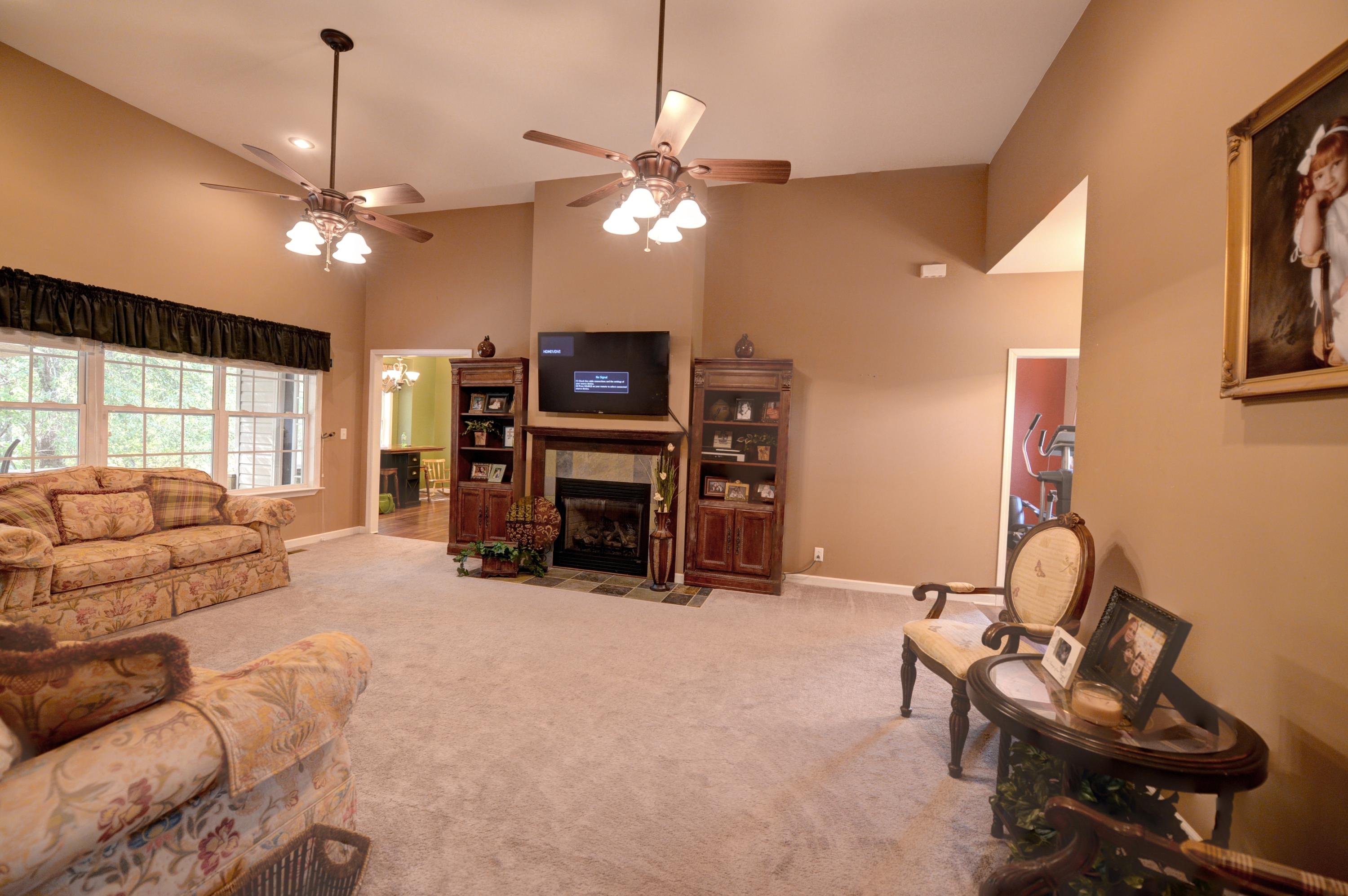4966 Blythes Ferry Road Dayton, TN 37321 - Photo 8 of 43 3 4966 Blythe Ferry Living 6