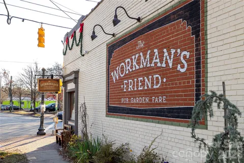 $925,000 | 1558 Tippah Park Court, Charlotte, NC 28205