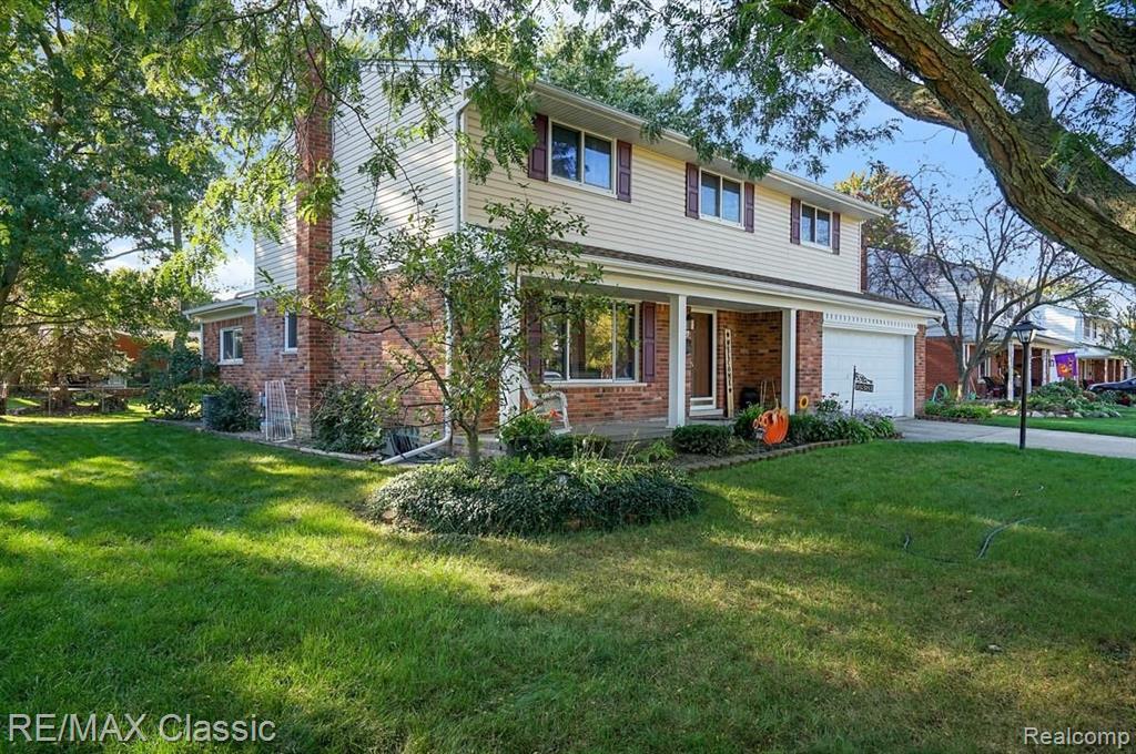 16381 Wayne Road Livonia, MI 48154 - Photo 2 of 27