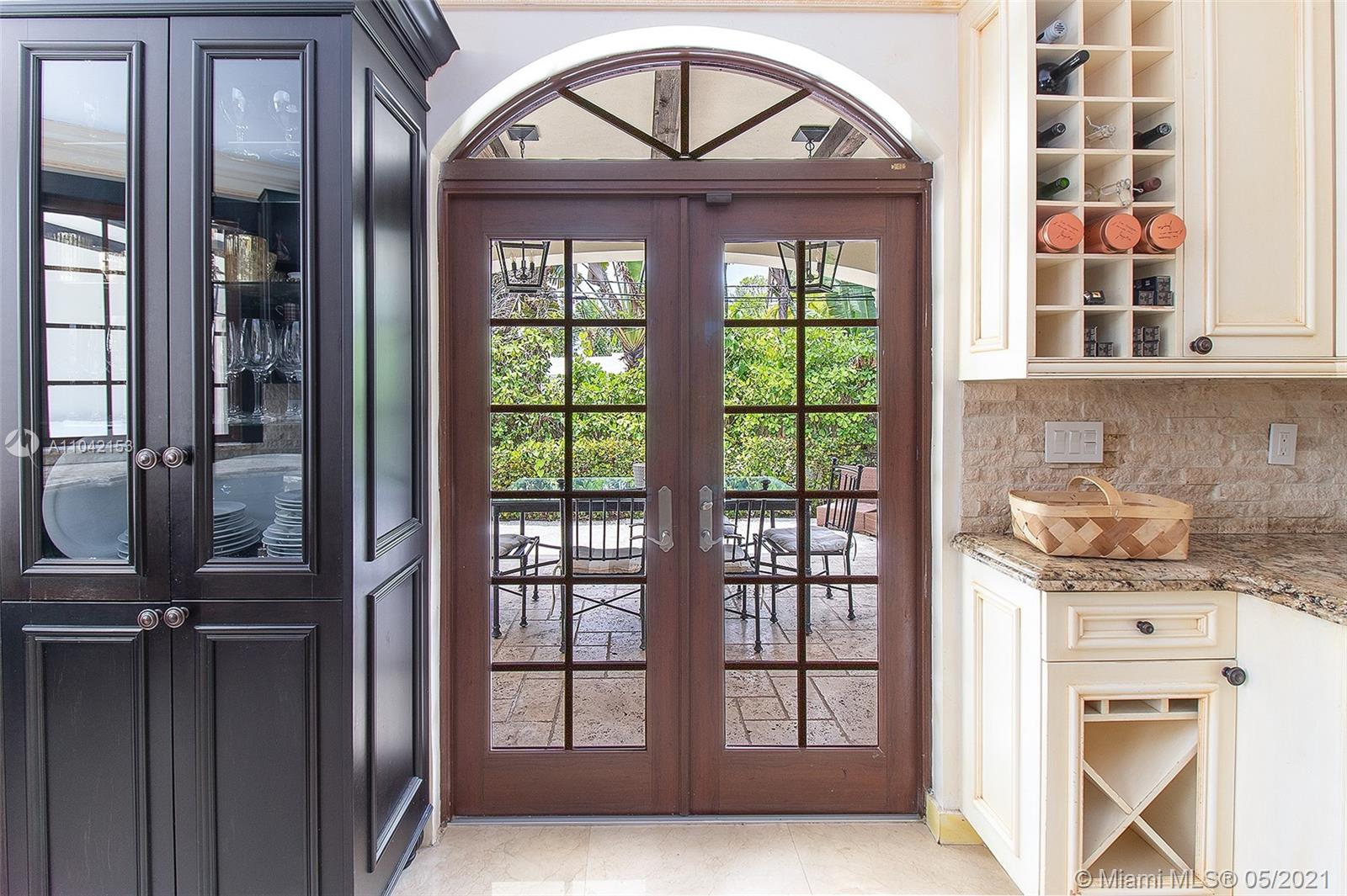 2334 Alton Road Miami Beach, FL 33140 - Photo 19 of 48 Gallery Image 19