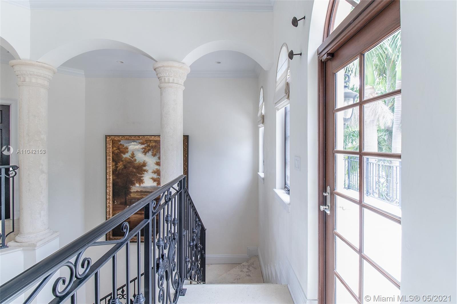 2334 Alton Road Miami Beach, FL 33140 - Photo 26 of 48 Gallery Image 26