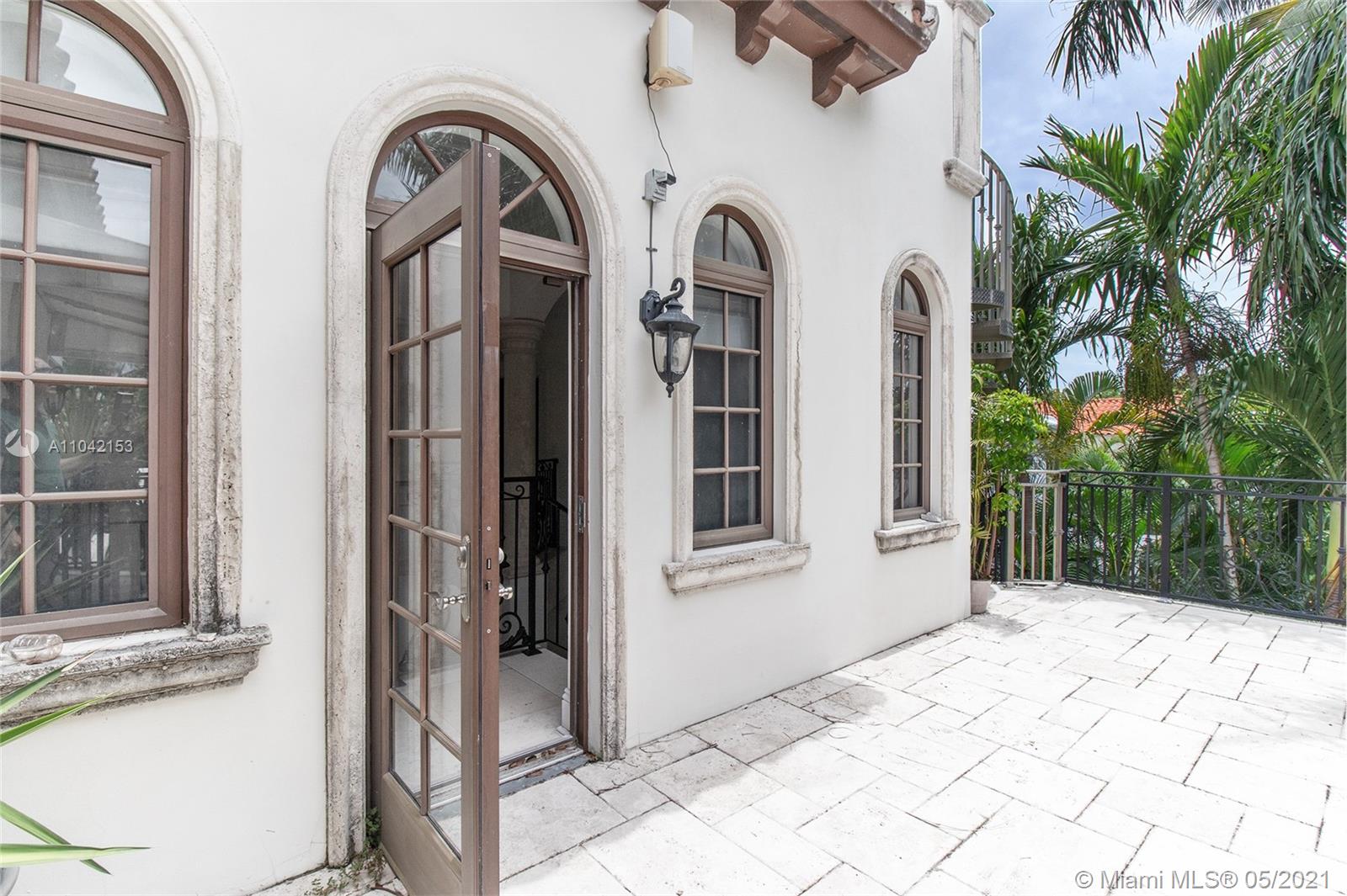 2334 Alton Road Miami Beach, FL 33140 - Photo 27 of 48 Gallery Image 27