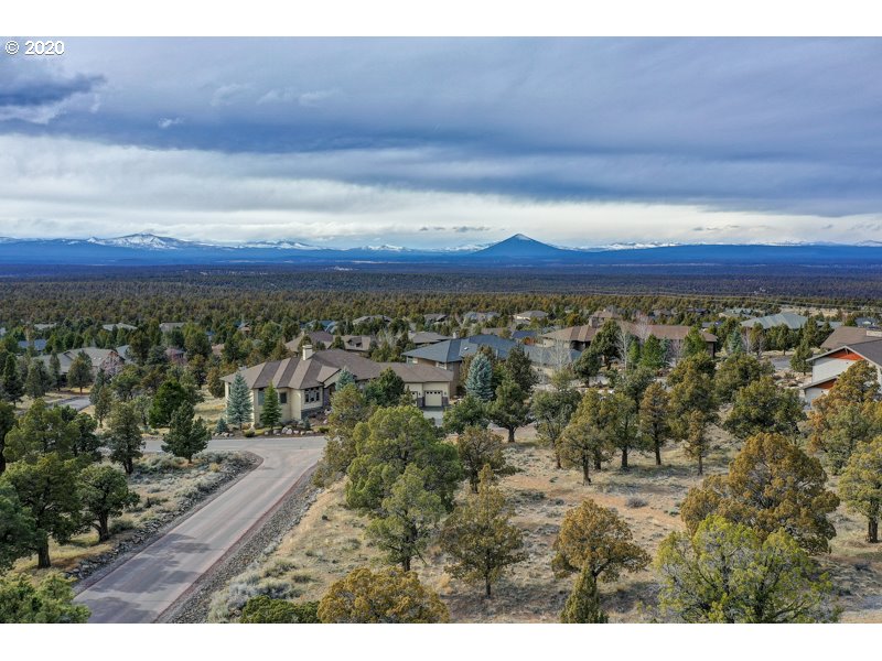 Highland View Loop, Unit 18 Redmond, OR 97756 - Photo 7 of 22 Gallery Image 7