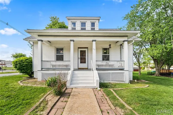 $234,900 | 203 East Mill Street, Waterloo, IL 62298