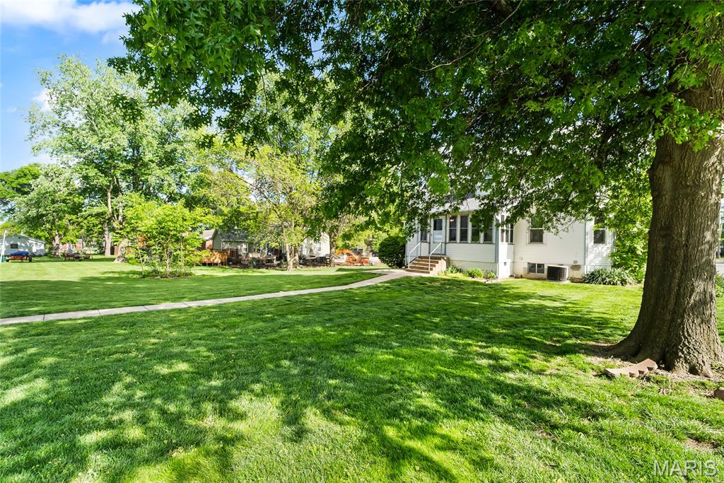 203 East Mill Street Waterloo, IL 62298 - Photo 7 of 29