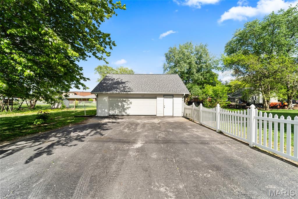 203 East Mill Street Waterloo, IL 62298 - Photo 9 of 29