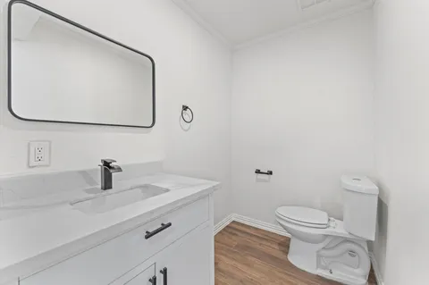 $360,000 | 1123 Suwanee Lane, Houston, TX 77090