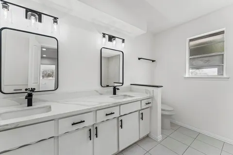 $360,000 | 1123 Suwanee Lane, Houston, TX 77090