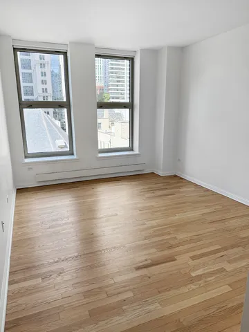 $375,000 | 25 East Superior Street, Unit 902, Chicago, IL 60611