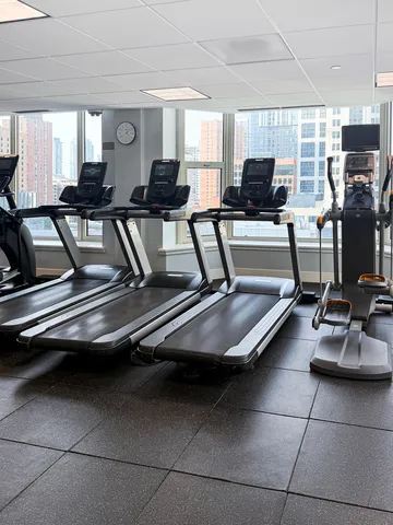 $375,000 | 25 East Superior Street, Unit 902, Chicago, IL 60611