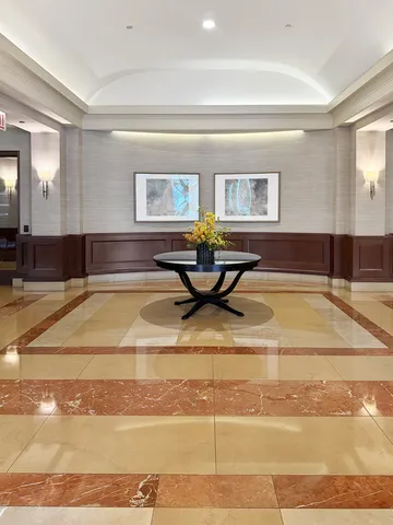 $375,000 | 25 East Superior Street, Unit 902, Chicago, IL 60611