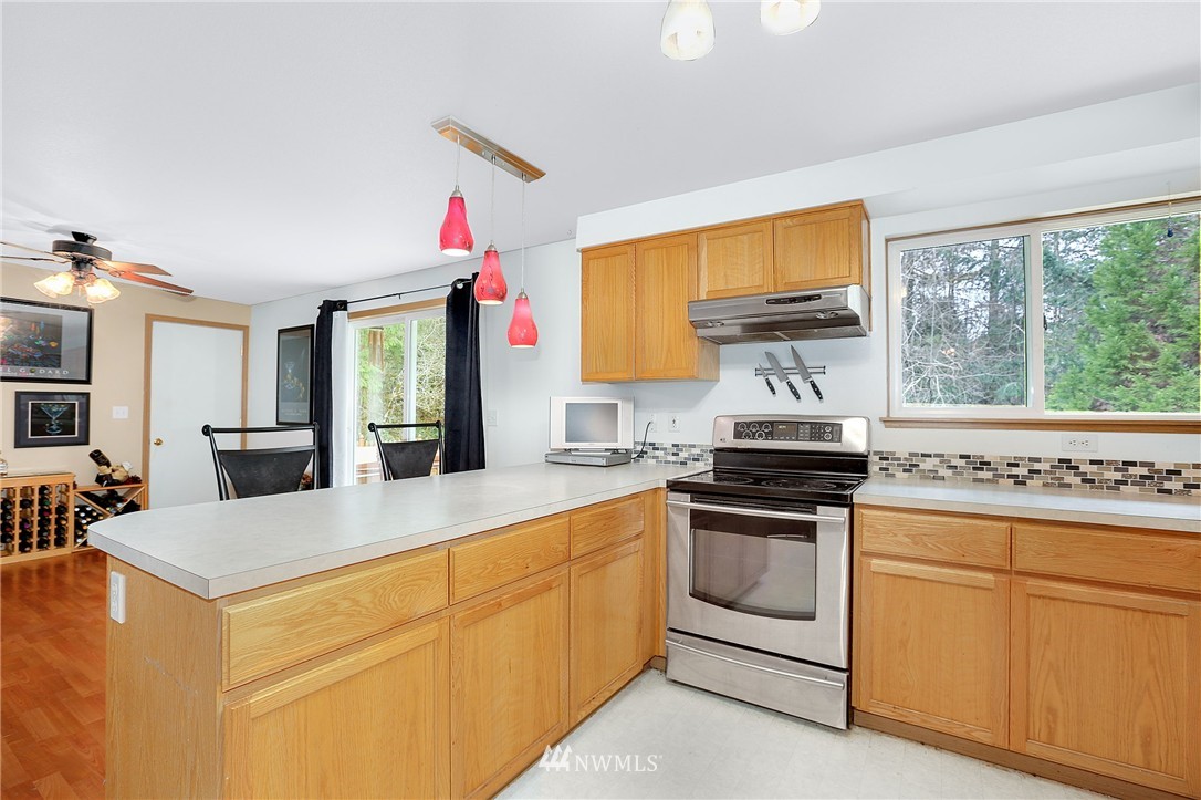 9825 Littlerock Road Southwest Olympia, WA 98512 - Photo 12 of 24 Gallery Image 12