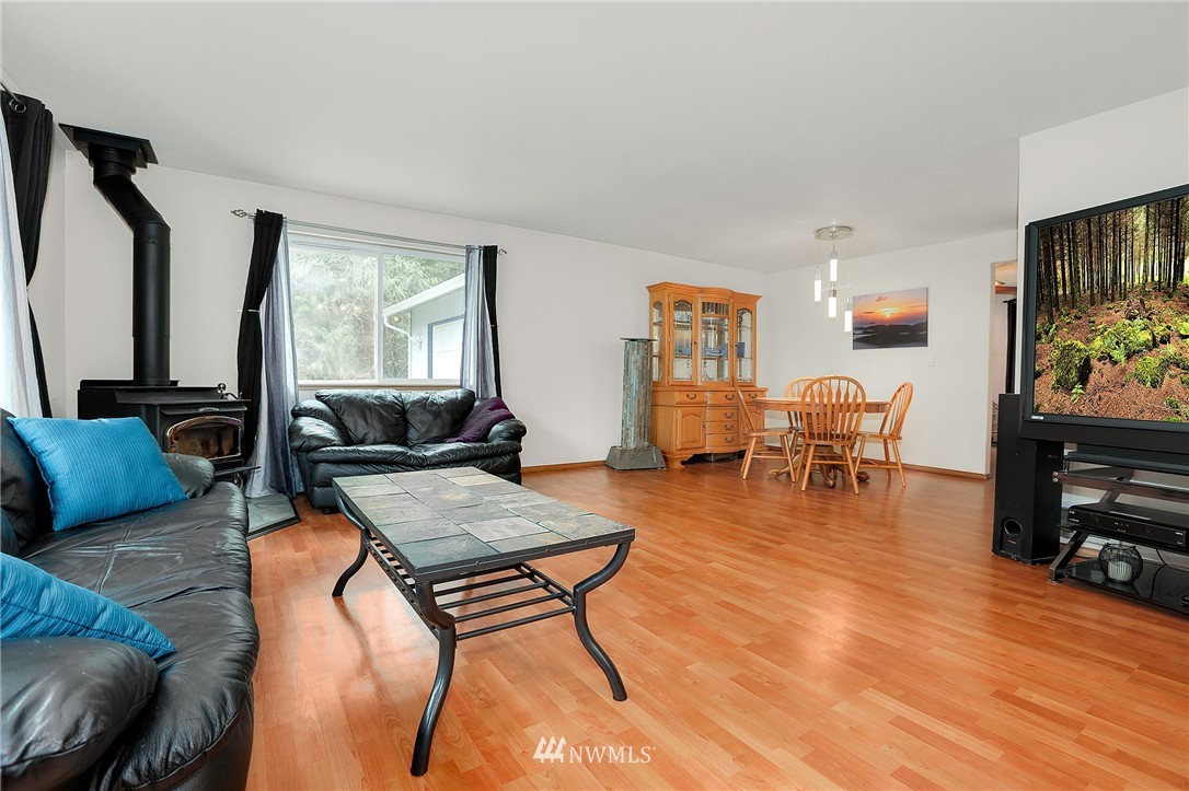 9825 Littlerock Road Southwest Olympia, WA 98512 - Photo 6 of 24 Gallery Image 6