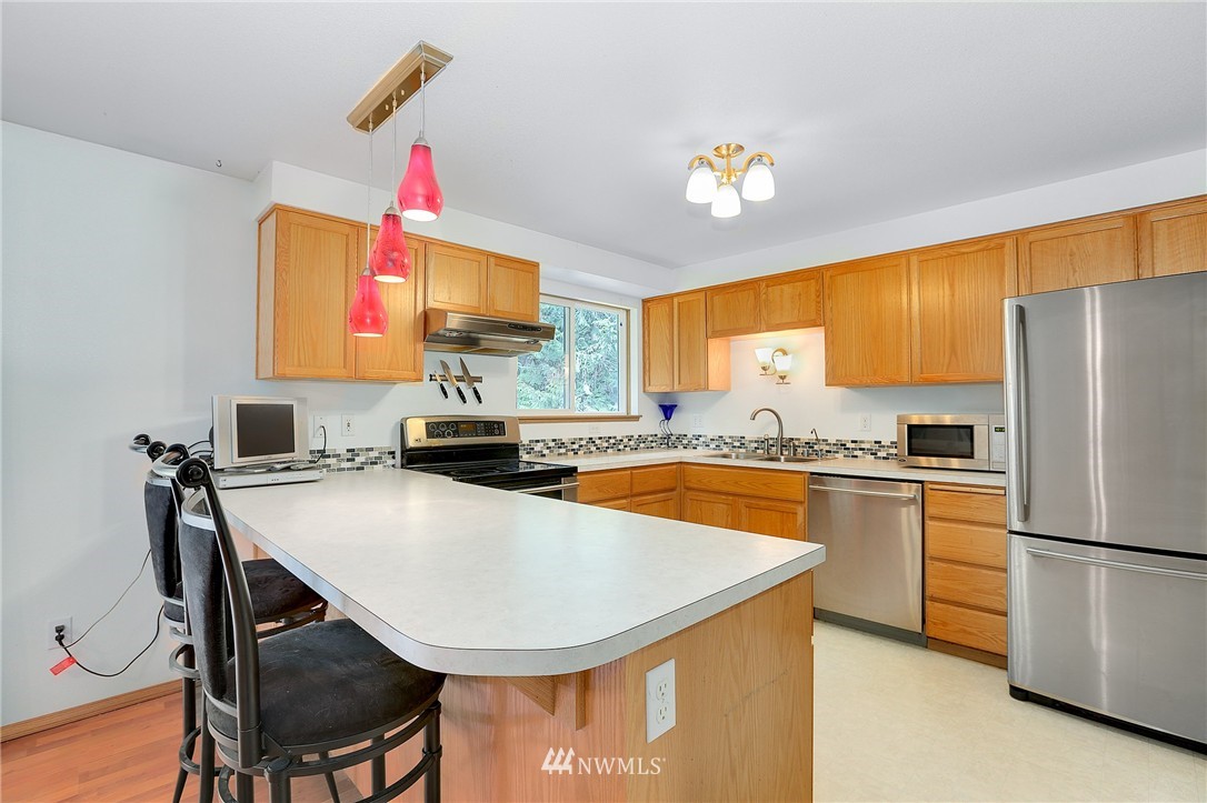 9825 Littlerock Road Southwest Olympia, WA 98512 - Photo 10 of 24 Gallery Image 10