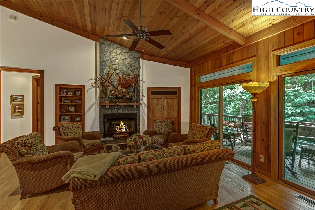 2624 Hickory Boone, NC 28607 - Photo 8 of 32 Gallery Image 8