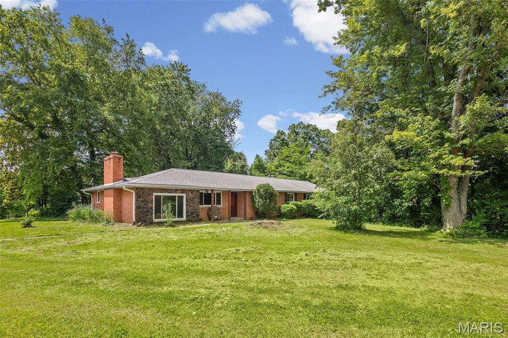 6831 Loyet Road Collinsville, IL 62234 - Photo 4 of 48 Gallery Image 4