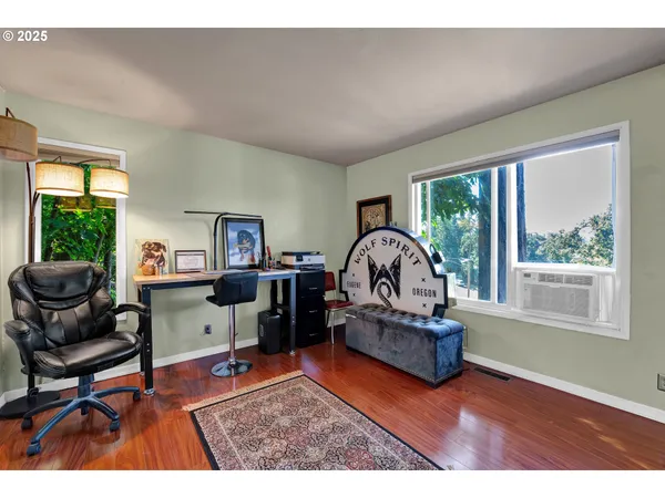 $429,000 | 7025 Glacier Drive, Springfield, OR 97478