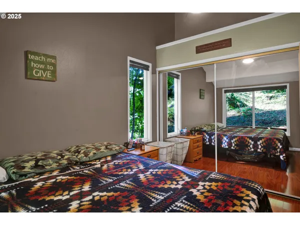 $429,000 | 7025 Glacier Drive, Springfield, OR 97478