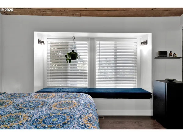 $429,000 | 7025 Glacier Drive, Springfield, OR 97478