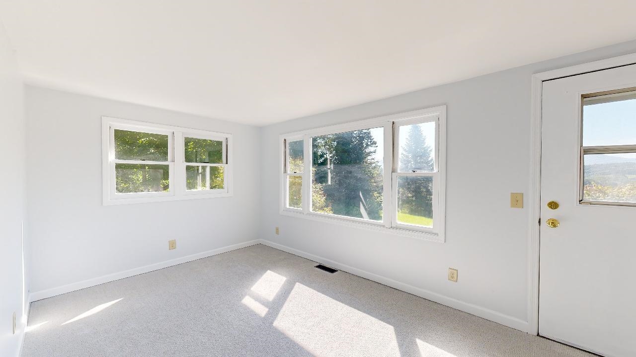 194 Sweet Road Cambridge, VT 05444 - Photo 23 of 28 Gallery Image 23
