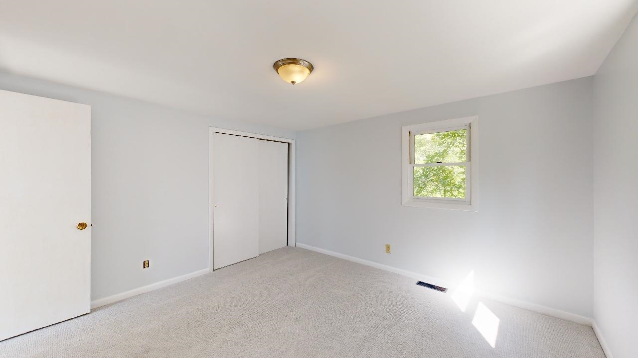 194 Sweet Road Cambridge, VT 05444 - Photo 8 of 28 Gallery Image 8