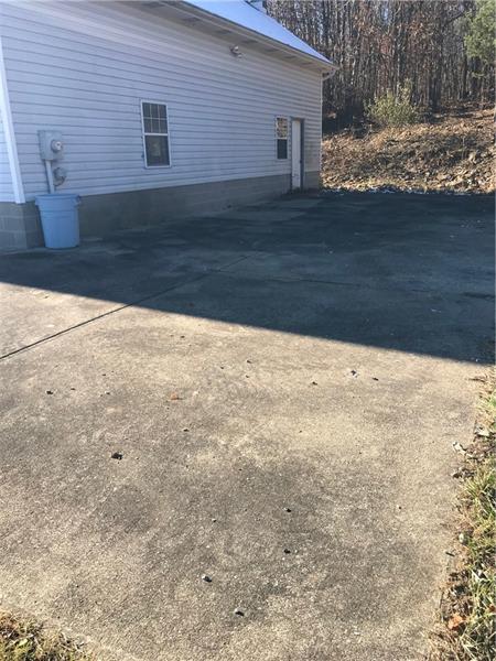 579 Margaret Road Rural Valley, PA 16249 - Photo 2 of 12