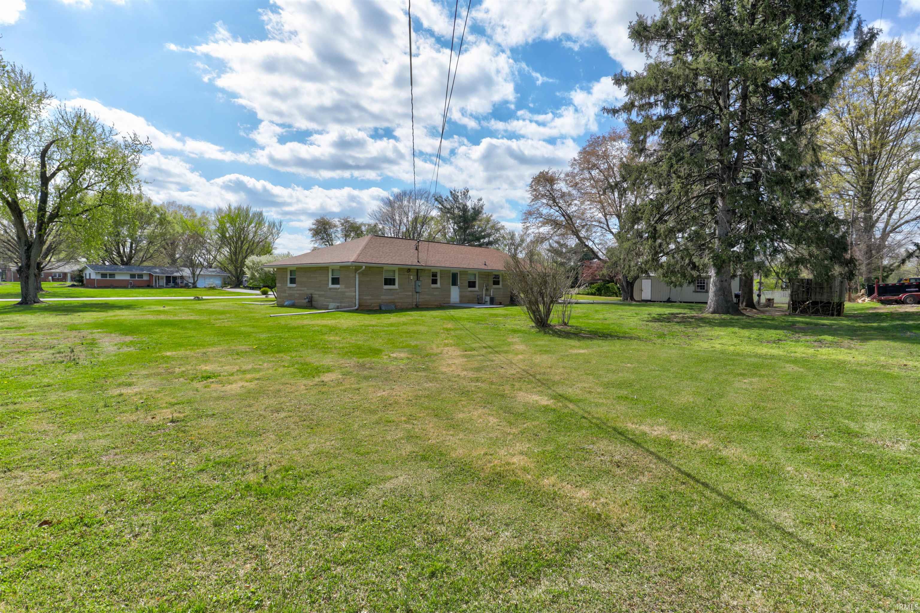 2700 Avondale Road Vincennes, IN 47591 - Photo 27 of 36 Gallery Image 27