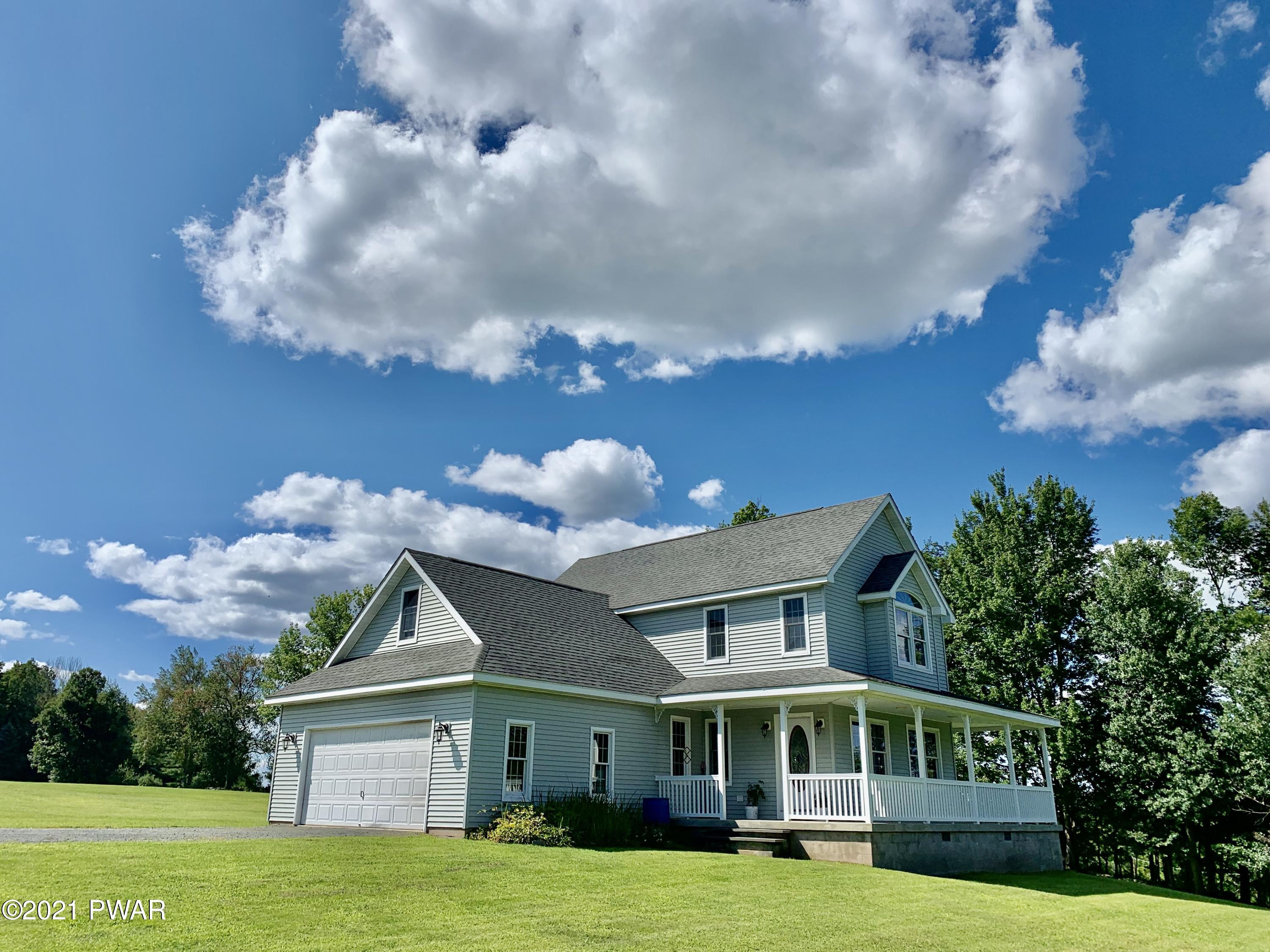369 Watts Hill Road Honesdale, PA 18431 - Photo 3 of 39