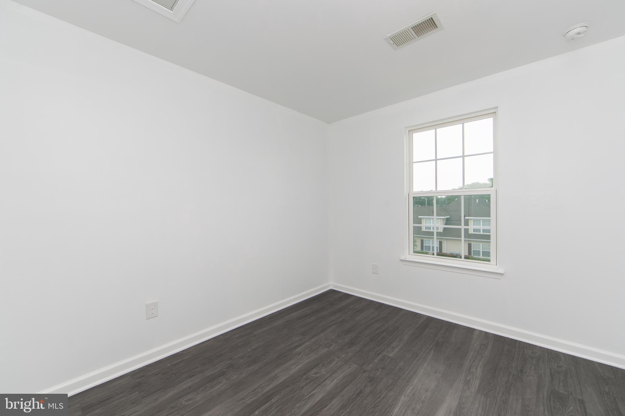 205 Emerson Court Clementon, NJ 08021 - Photo 29 of 37