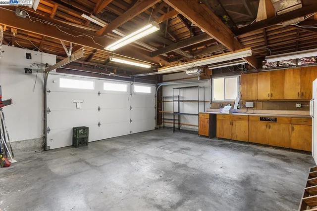 $7,500 | 75 Chadbourne Way, Oakland, CA 94619