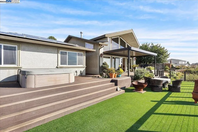 $7,500 | 75 Chadbourne Way, Oakland, CA 94619