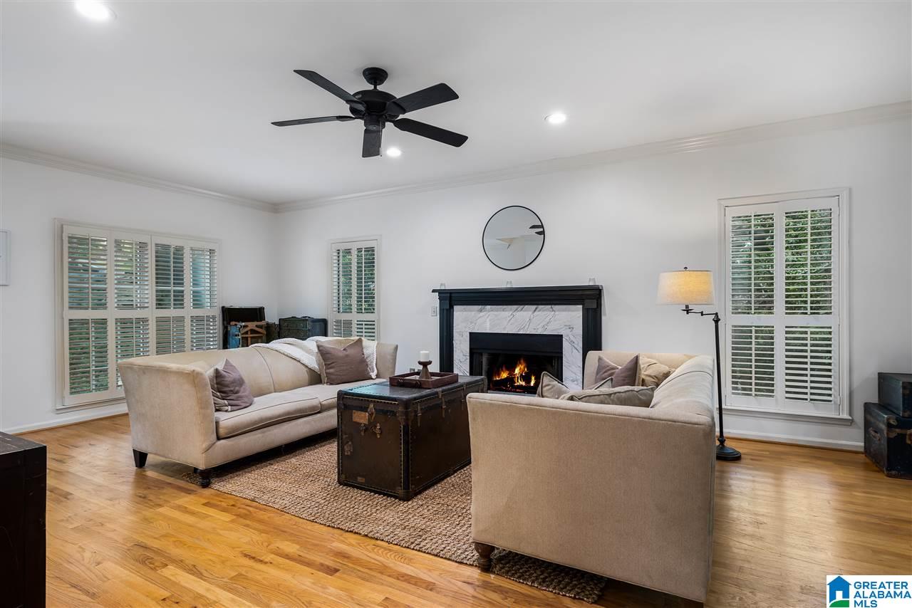 1807 Saulter Road Birmingham, AL 35209 - Photo 2 of 29