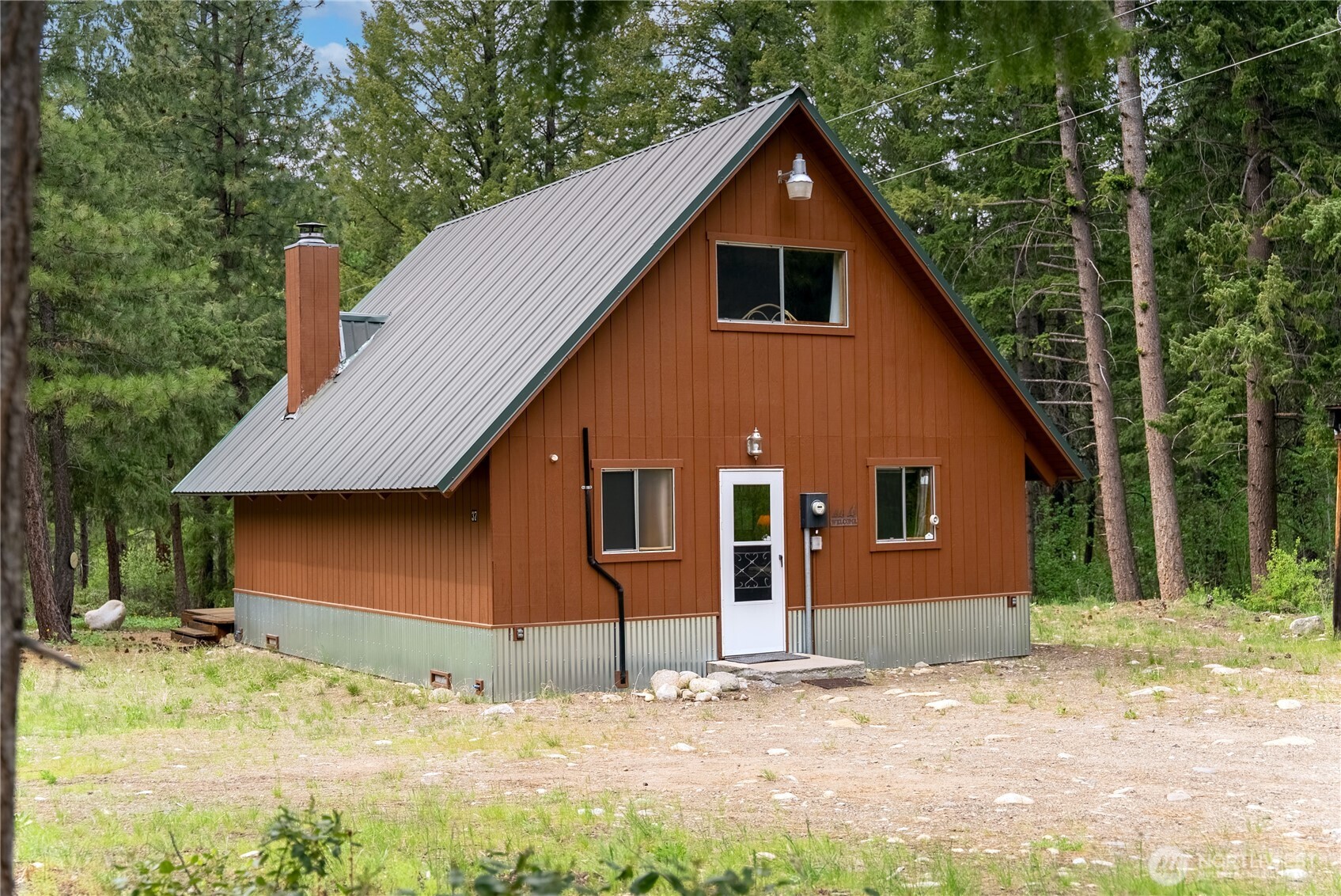 37 East Buttermilk Creek Road Twisp, WA 98856 - Photo 3 of 36
