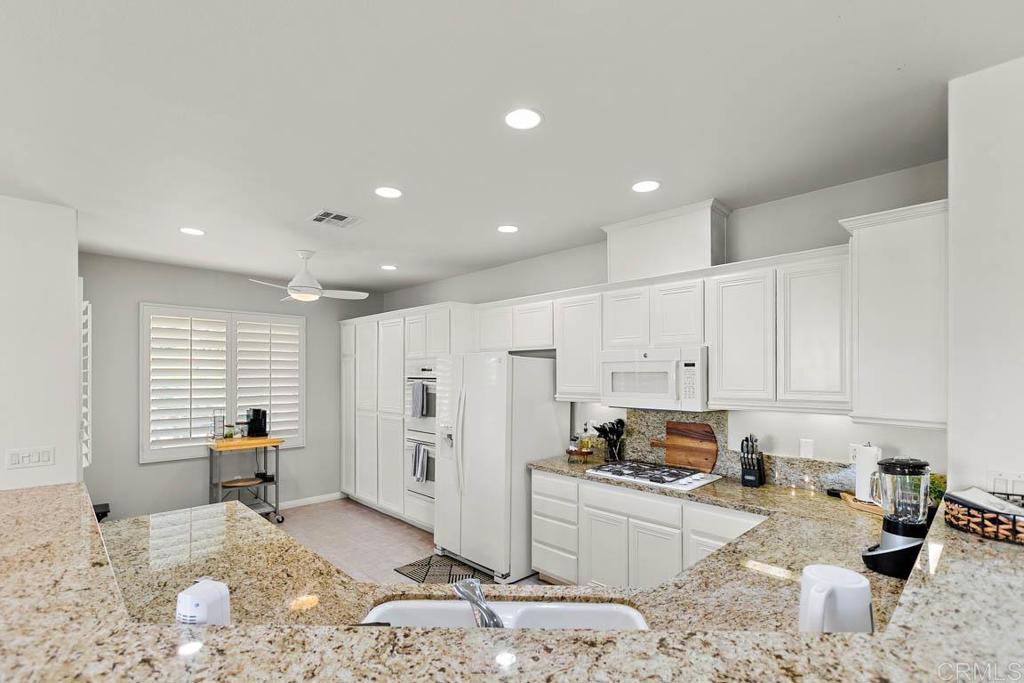 49359 Pacino Street Indio, CA 92201 - Photo 8 of 35