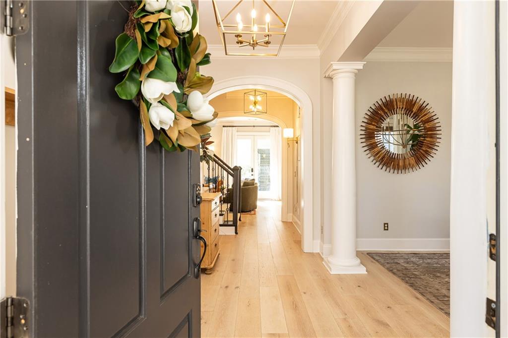 6810 Lullwater Road Cumming, GA 30040 - Photo 3 of 63