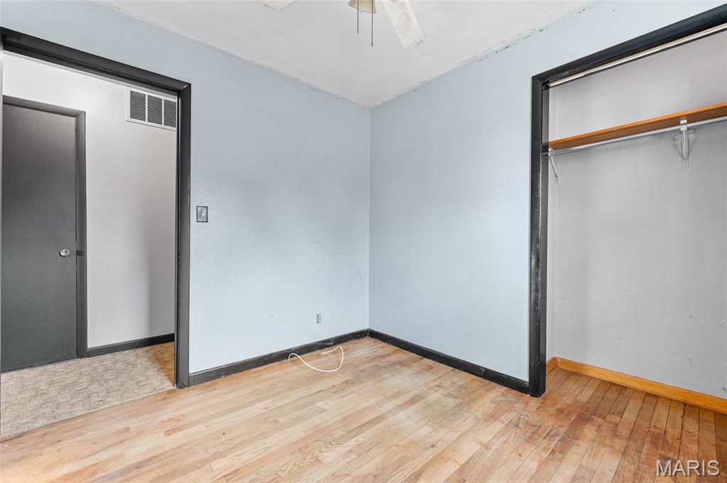 607 South Main Street Sorento, IL 62086 - Photo 19 of 30