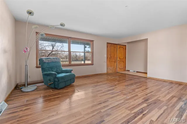 $100,000 | 607 South Main Street, Sorento, IL 62086