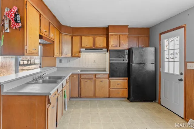 $100,000 | 607 South Main Street, Sorento, IL 62086