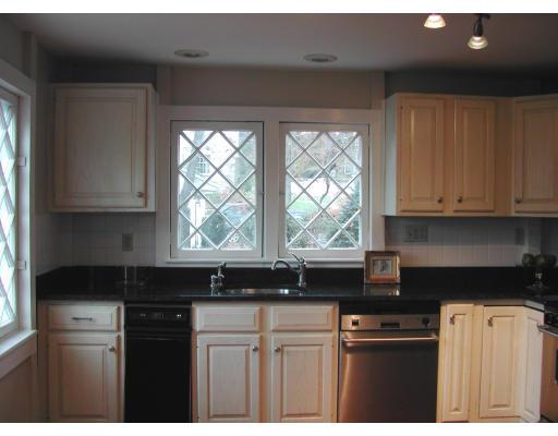 48 Clovelly Road Wellesley, MA 02481 - Photo 4 of 7