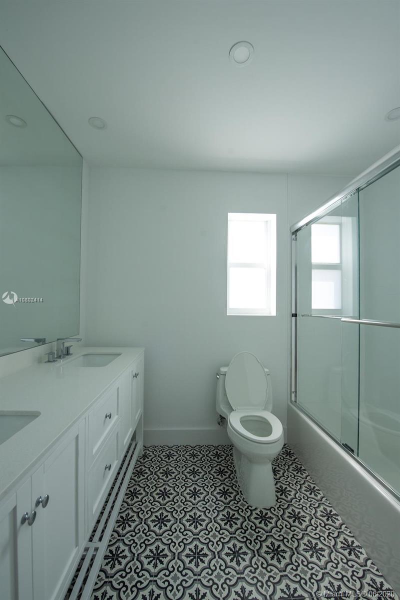 444 Southwest 24th Road Miami, FL 33129 - Photo 16 of 21