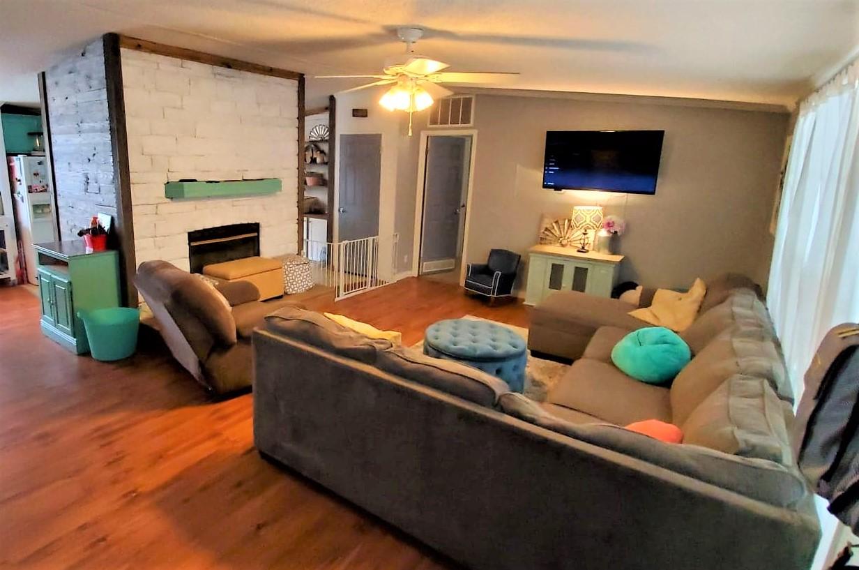 Living room 2
