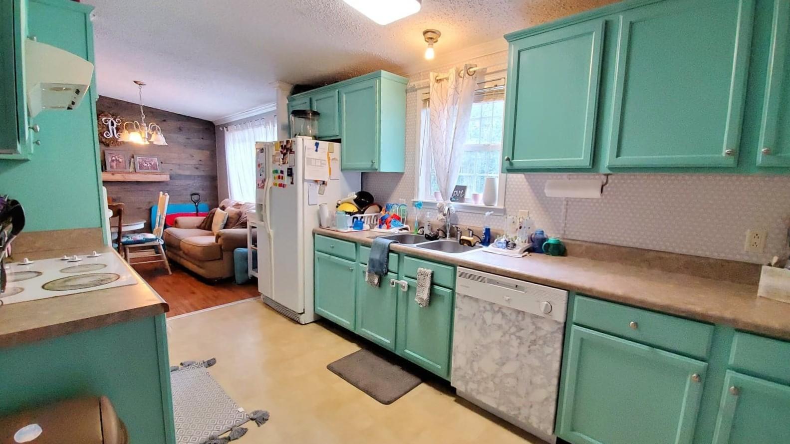 Kitchen 2