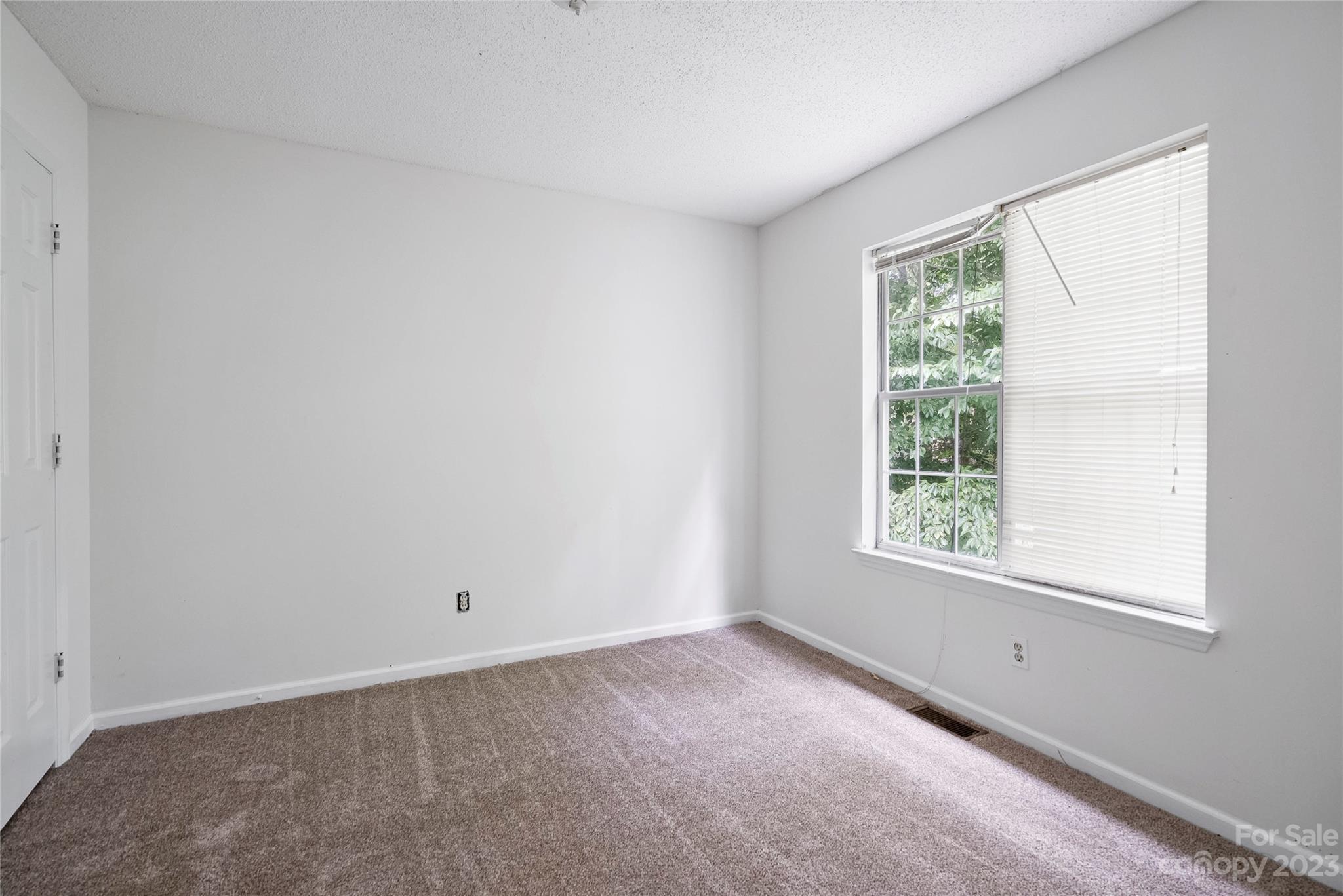 6006 Running Deer Road Charlotte, NC 28214 - Photo 17 of 23 Gallery Image 17