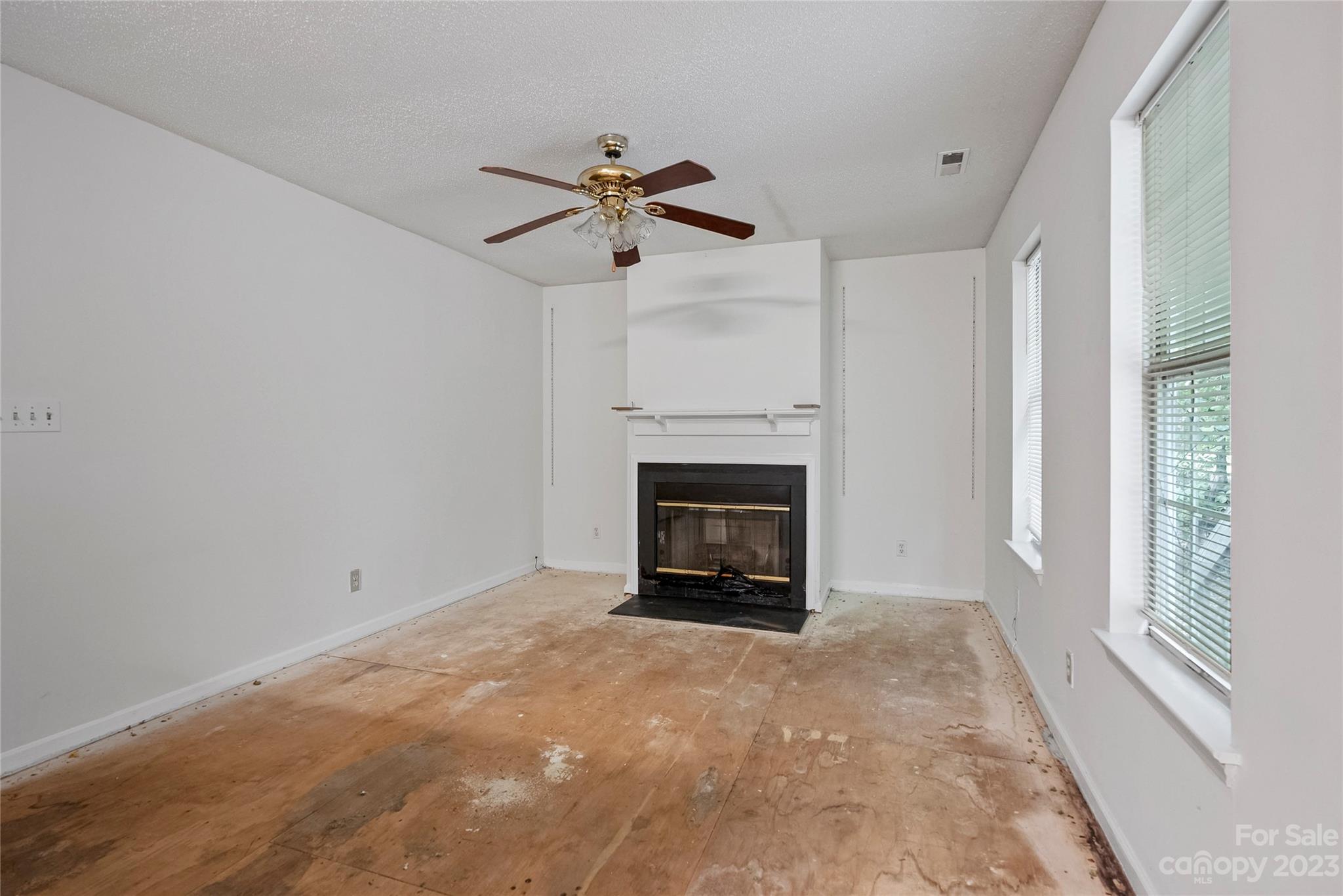 6006 Running Deer Road Charlotte, NC 28214 - Photo 7 of 23 Gallery Image 7