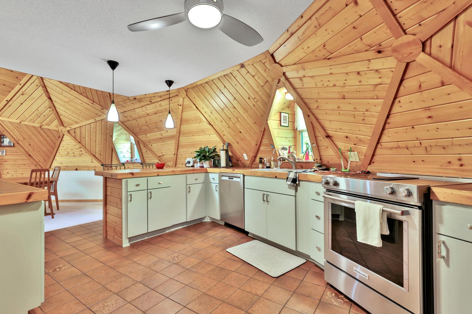 22513 Sunrise Road Northeast Stacy, MN 55079 - Photo 8 of 60 Gallery Image 8