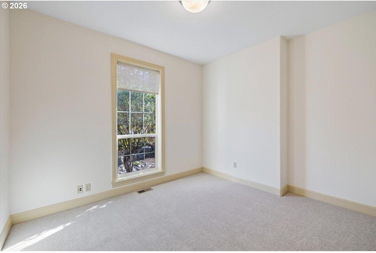 3756 Northwest Kaiser Road Portland, OR 97229 - Photo 26 of 43 Gallery Image 26
