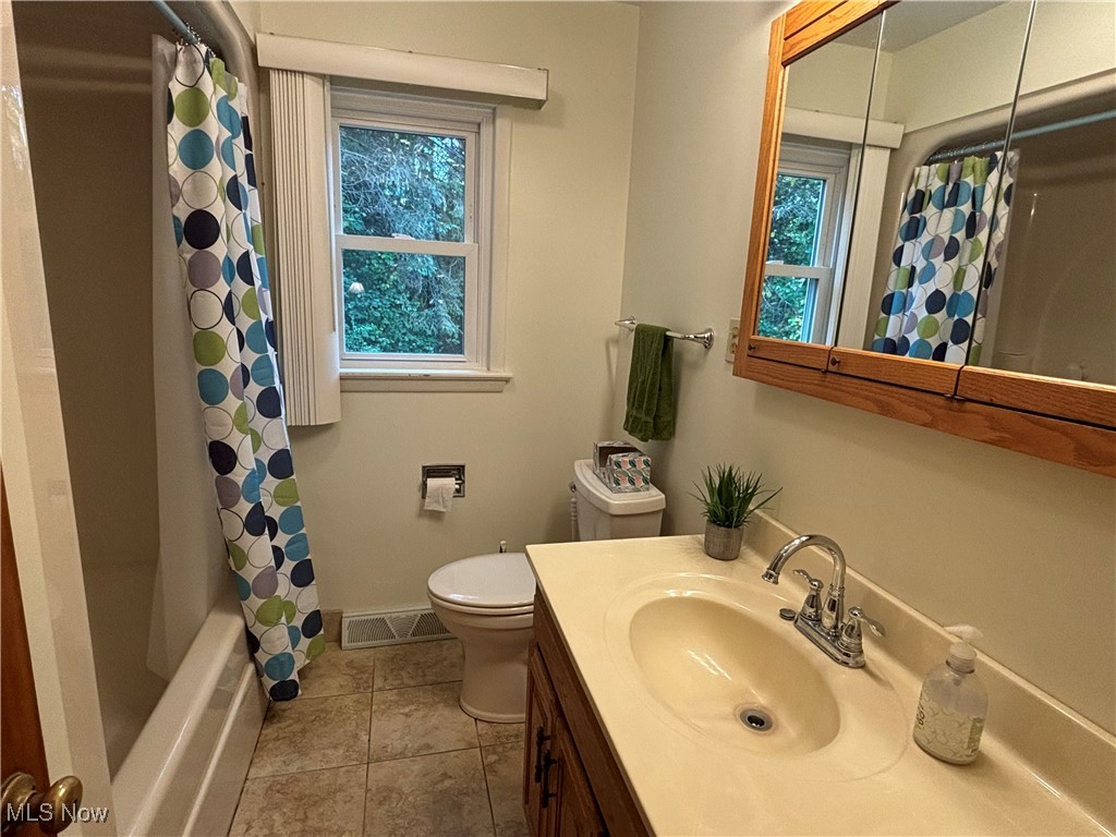 10708 Sherman Road Chardon, OH 44024 - Photo 13 of 31 Updated Bathroom
